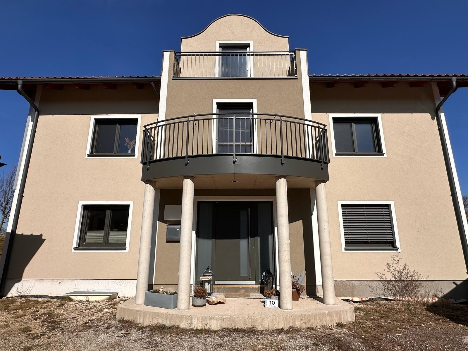 Balkongel&auml;nder Halbrund